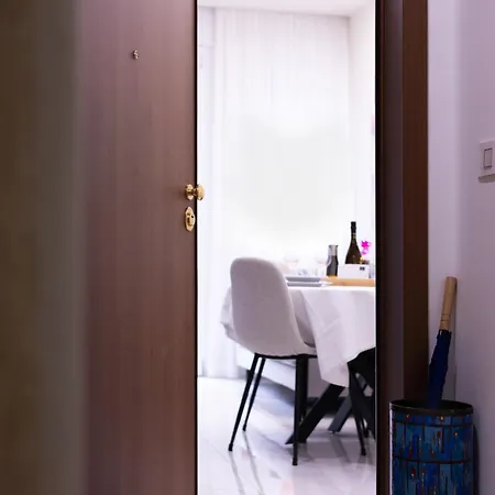 Marconi 34 - Eleganza E Comodita In Pieno Centro Storico Apartamento